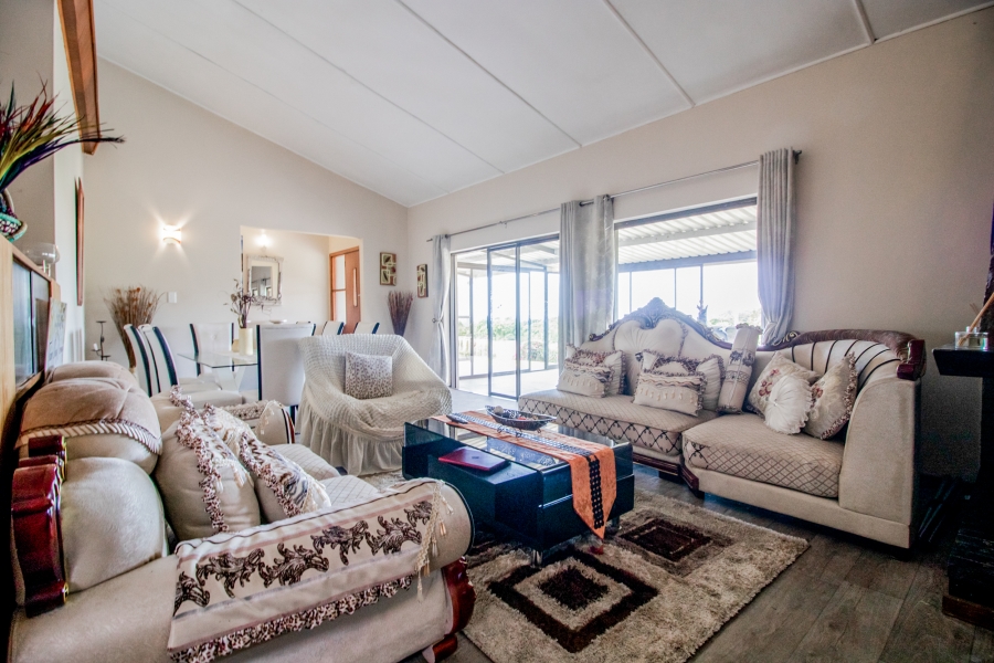 4 Bedroom Property for Sale in Baysville Eastern Cape